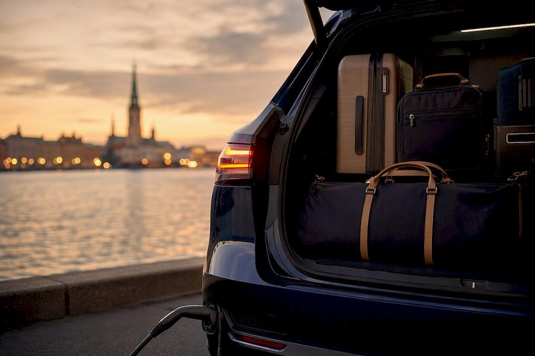 Book Green Executive Transportation Without Losing Service Quality
